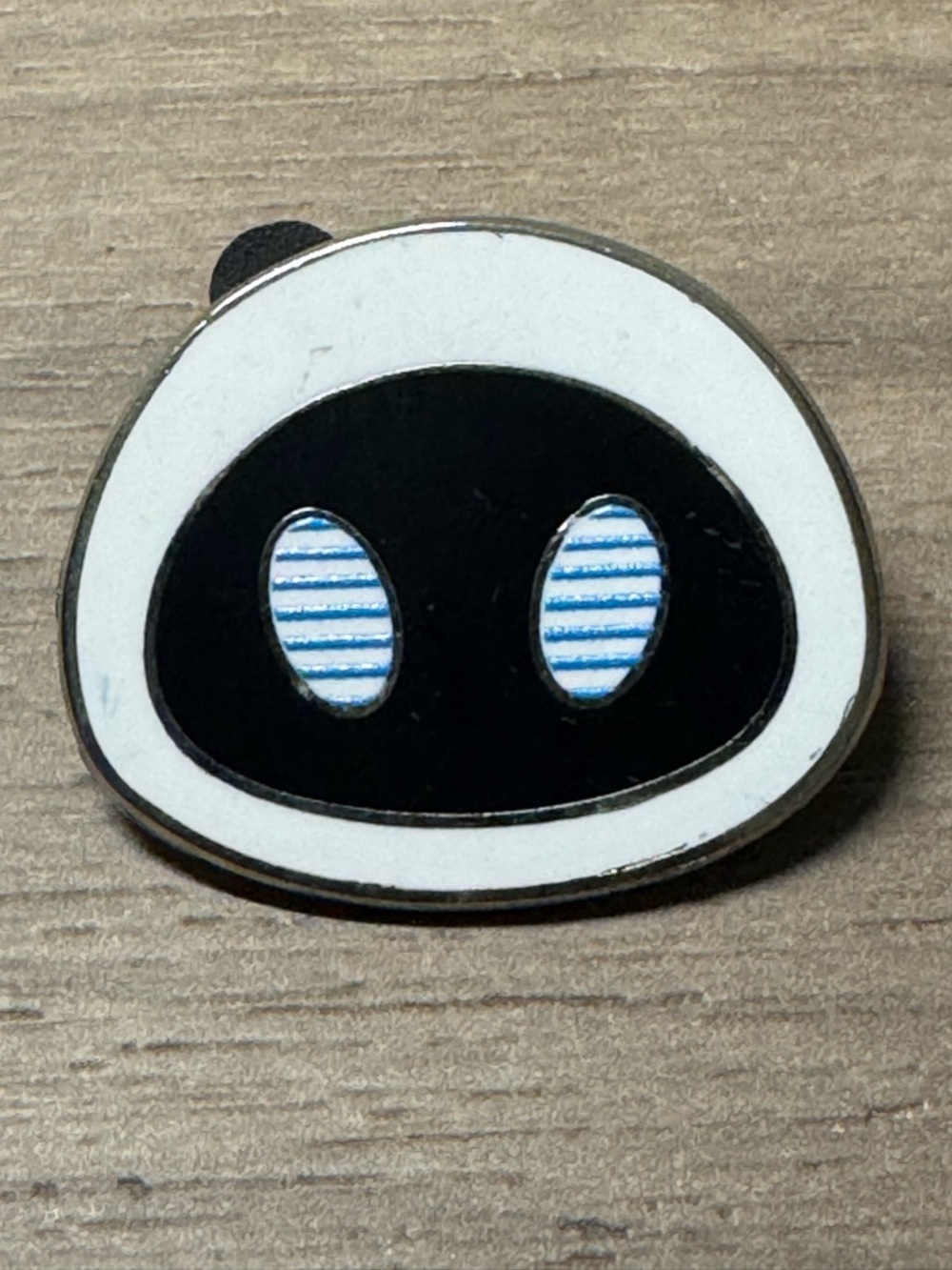 5/$25 Disney Wall-E Eve Tsum Tsum Pin